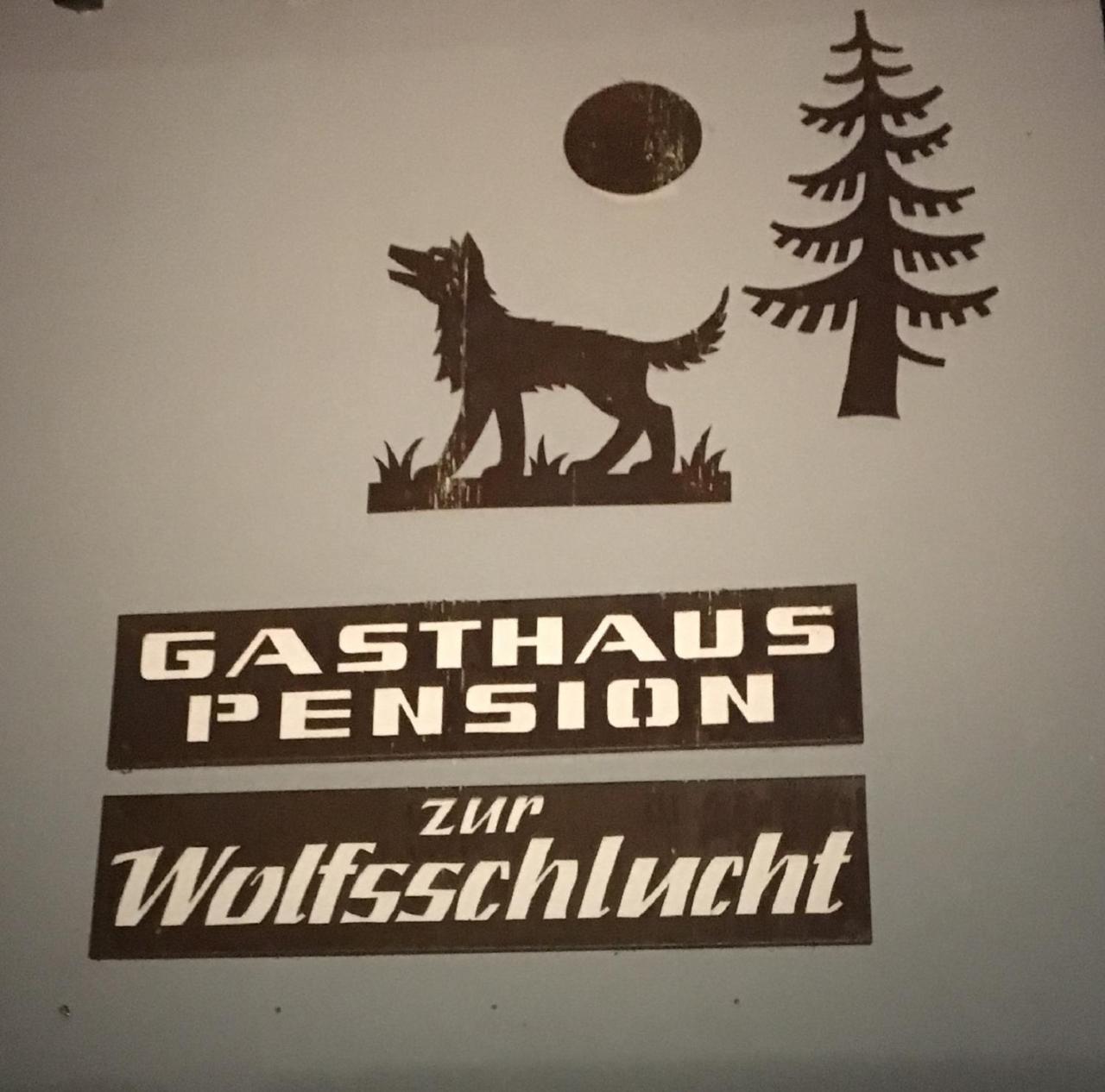 Gasthaus Zur Wolfsschlucht Hotel Sugenheim Esterno foto